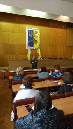 На Рівненщині продовжується робота міграційної служби у наданні консультаційної  допомоги органам реєстрації