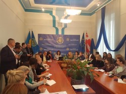 Міграційників Волині навчали обміну документами виключно в електронній формі