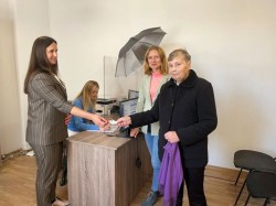 Спільна робота веде нас до перемоги: у Жовківському відділі вручили ID-картку внутрішньо переміщеній особі