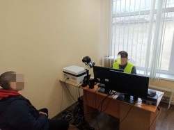 У Сумах до адміністративної відповідальності притягнуто громадянина Азербайджану
