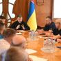 У Закарпатській ОВА обговорили працевлаштування звільнених після поранень захисників з системи МВС: міграційна служба долучилася до обговорень
