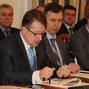 Керівник УДМС поінформував очільника Вінниччини про хід передачі частини повноважень до органів місцевого самоврядування