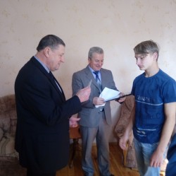 Важлива подія у житті шістнадцятирічного Миколи Сквірського, який виховується у дитячому будинку сімейного типу, що на Житомирщині