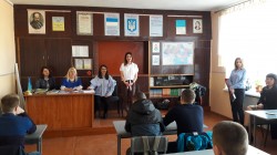 Представники УДМС Хмельниччини долучились до заходу в рамках загальнонаціонального проекту Міністерства юстиції України «Я маю право!»