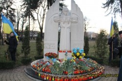 На Вінниччині вшанували пам'ять жертв голодомору