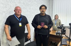 Використовував два паспорти: на Кіровоградщині іноземець перевищив  строк перебування