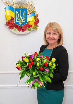 Редакційна колегія газети«Міграція» вітає з днем народження начальника ДМСУ в Рівненській області Драпчинську Лілію Аркадіївну!