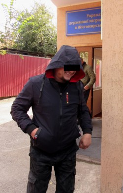 До Чернігівського ПТПІ поміщено ще одного громадянина Республіки Узбекистан, який незаконно перебував на території України 