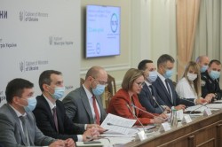 Ми маємо консолідувати зусилля для створення вільного від насильства та захищеного від сучасних загроз середовища для дітей - Катерина Паліченко