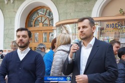 “Твій день для змін”: 350 роботодавців та близько  2500 шукачів роботи  об'єднав обласний ярмарок вакансій