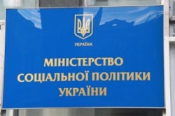 Отримувачі субсидій сплачують в середньому 10% своїх доходів за ЖКП