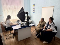 Від паспортної «книжечки» до сучасної ID-картки: історія одного  звернення!