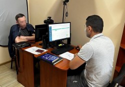 Іноземцеві скасували посвідку, але Україну він не залишив