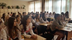 Міграційники поспілкувалися зі школярами на тему біометричних документів