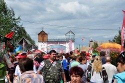 Як делегація Аграрної партії ярмаркувала у Великих Сорочинцях… 