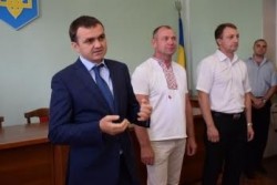 В Миколаєві змушеним переселенцям с окупованих терирорій передали «благодійні аптечки»