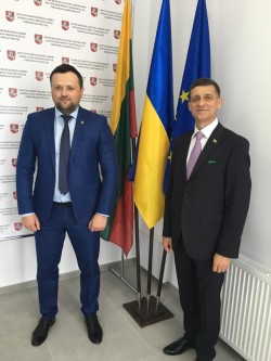 В Тернополі відкрили почесне консульство Литовської Республіки