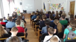 У ЦЕНТРІ ЗАЙНЯТОСТІ ЧЕРНІГІВСЬКИМ ШКОЛЯРАМ ПРОПОНУВАЛИ НАВЧАННЯ І РОБОТУ