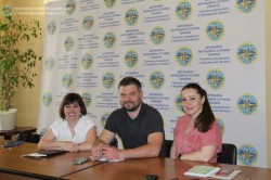 Професійність та якість – у пріоритеті: в ГУ ДМС у Харківській області відбувалось заняття з працівниками структурних підрозділів