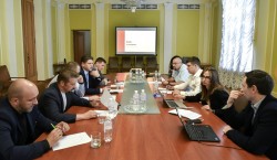 В Офісі Президента за участі МВС і ДМС обговорили запровадження цифрової ідентифікації громадян