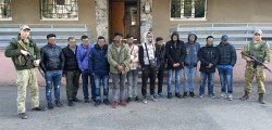 Сімнадцять нелегальних мігрантів та їх пособників затримано на Закарпатті та Львівщині