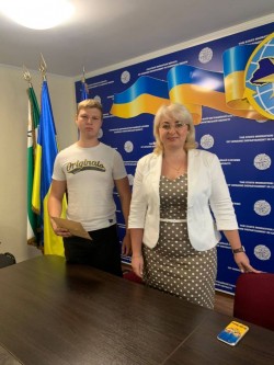 З вірою у ПЕРЕМОГУ: радіостанція для ЗСУ від міграційників Чернігівщини