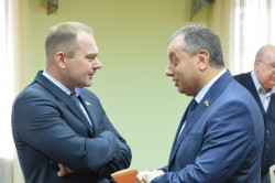 Фінанси і трохи політики