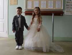 Садочок – позаду. Світ – попереду