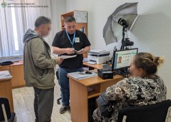 Подружжю іноземців надали один день для виїзду з України
