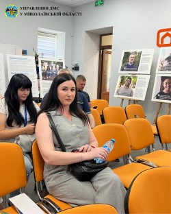75 років Конвенції про статус біженців: у Миколаєві відкрили тематичну  фотовиставку