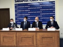 Денис Шмигаль: Уряд вживає усіх заходів для підтримки українців, які так чи інакше постраждали від епідемії