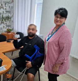 Військовослужбовцю оформили паспорт громадянина України