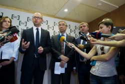 В Україні для соціально незахищених громадян відкрили двері 100 місцевих центрів з надання безоплатної вторинної правової допомоги