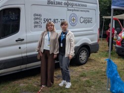 ДМС оперативно відновлює документи постраждалим від ворожих обстрілів