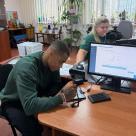 Футболіст Денис Ндукве обміняв ID-картку в Олександрівському  секторі ЦПМУ ДМС