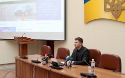 200 ВЕБ-КАМЕР ТРАНСЛЮВАТИМУТЬ В ОН-ЛАЙНІ РОБОТУ СЕРВІСНИХ ЦЕНТРІВ МВС