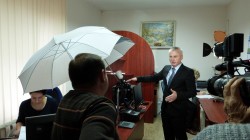 Керівник міграційної служби дав інтерв’ю журналісту угорського телеканалу з питань впровадження біометричних документів