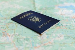 Українці зможуть одночасно оформити закордонний та внутрішній паспорти