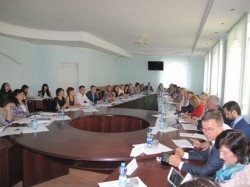 Працівники УДМС  взяли участь у семінарі щодо вдосконалення діяльності ЦНАПів  на Хмельниччині